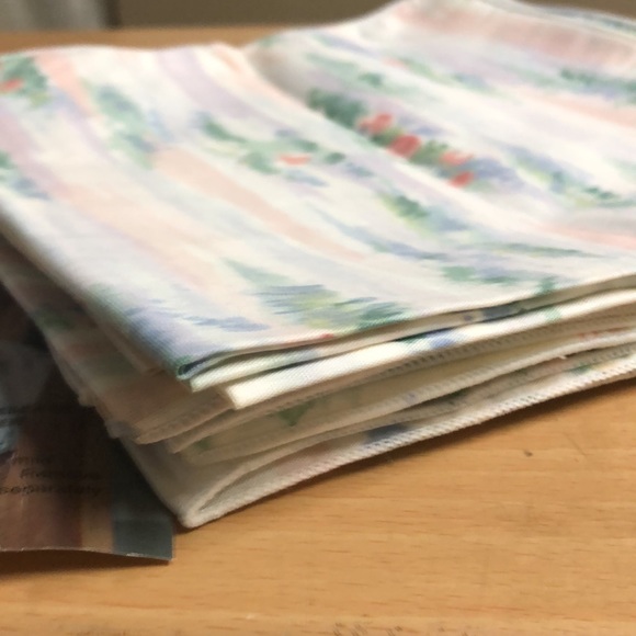 Monet Mikasa 12 Dinner Napkins by Tobin - Picture 2 of 9